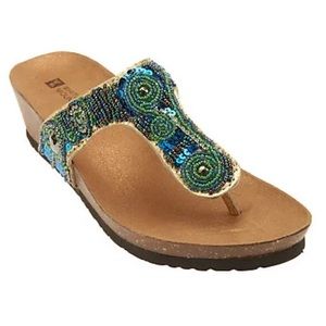 White Mountain Bright Beaded Thong Sandals on Cork Bottom Brand New, Size 8W